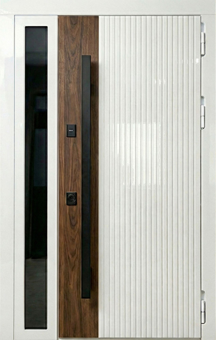 Металлическая дверь белая рифлёная с боковым стеклом и орехом №134