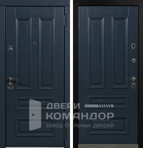 Синяя дверь в дом №31 с замками CISA