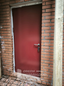 Входная стальная дверь с терморазрывом металл / пвх с магнитными уплотнителями