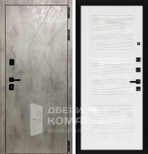 Входная дверь белого цвета внутри и серая снаружи №96