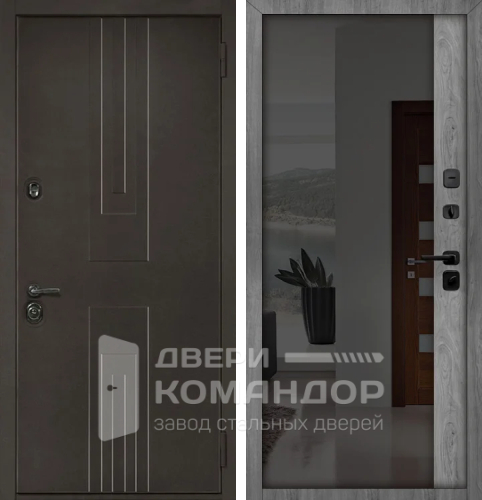 Серая железная дверь в квартиру с зеркалом №30