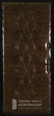 Дверь обитая дермантином с внутренней стороны №14 с замками KALE - внутренняя сторона